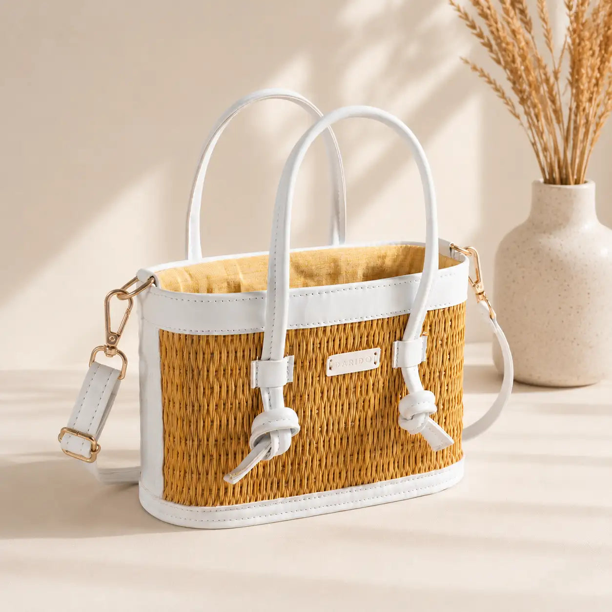 Mirella – Handgefertigte Tasche in Weiß