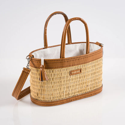 Coquette – Handgefertigte Tasche aus Naturfaser und Kunstleder