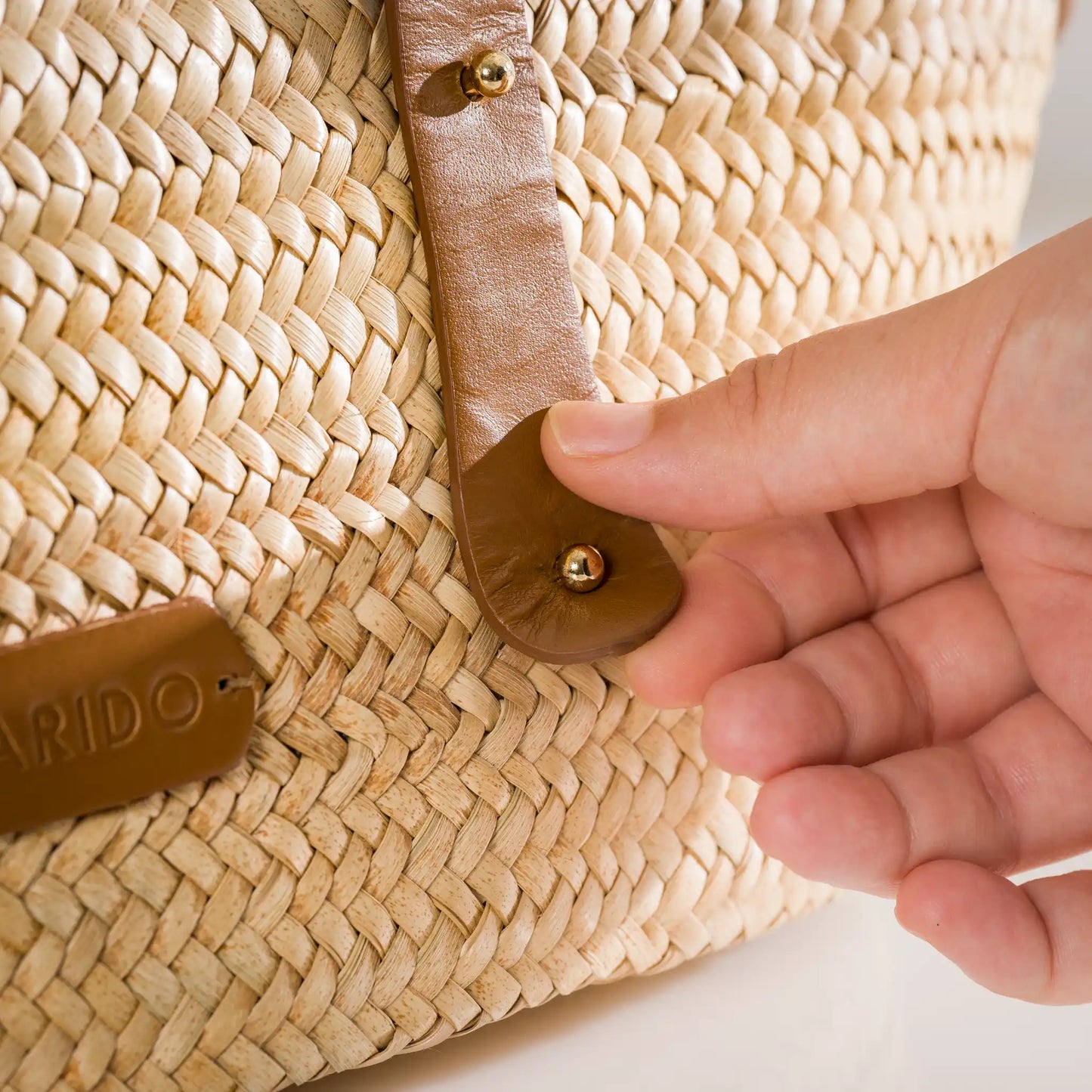 Célia – Handgefertigte Tasche aus Pflanzenfaser und Leder