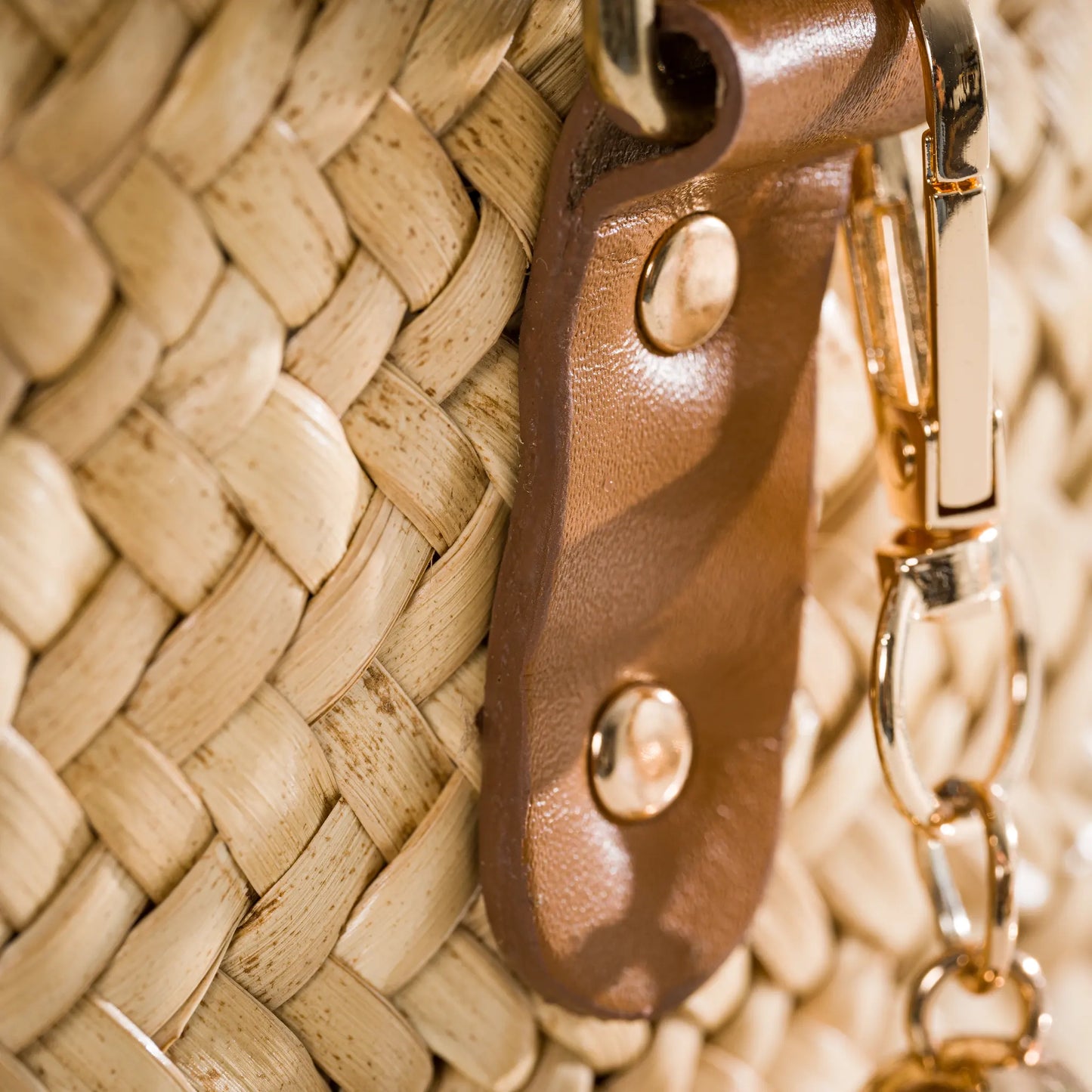 Sienna – Handgefertigte Tasche aus Pflanzenfaser und Leder