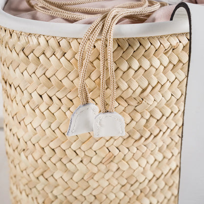 Perla – Handgefertigte Tasche aus Naturfaser und Leder