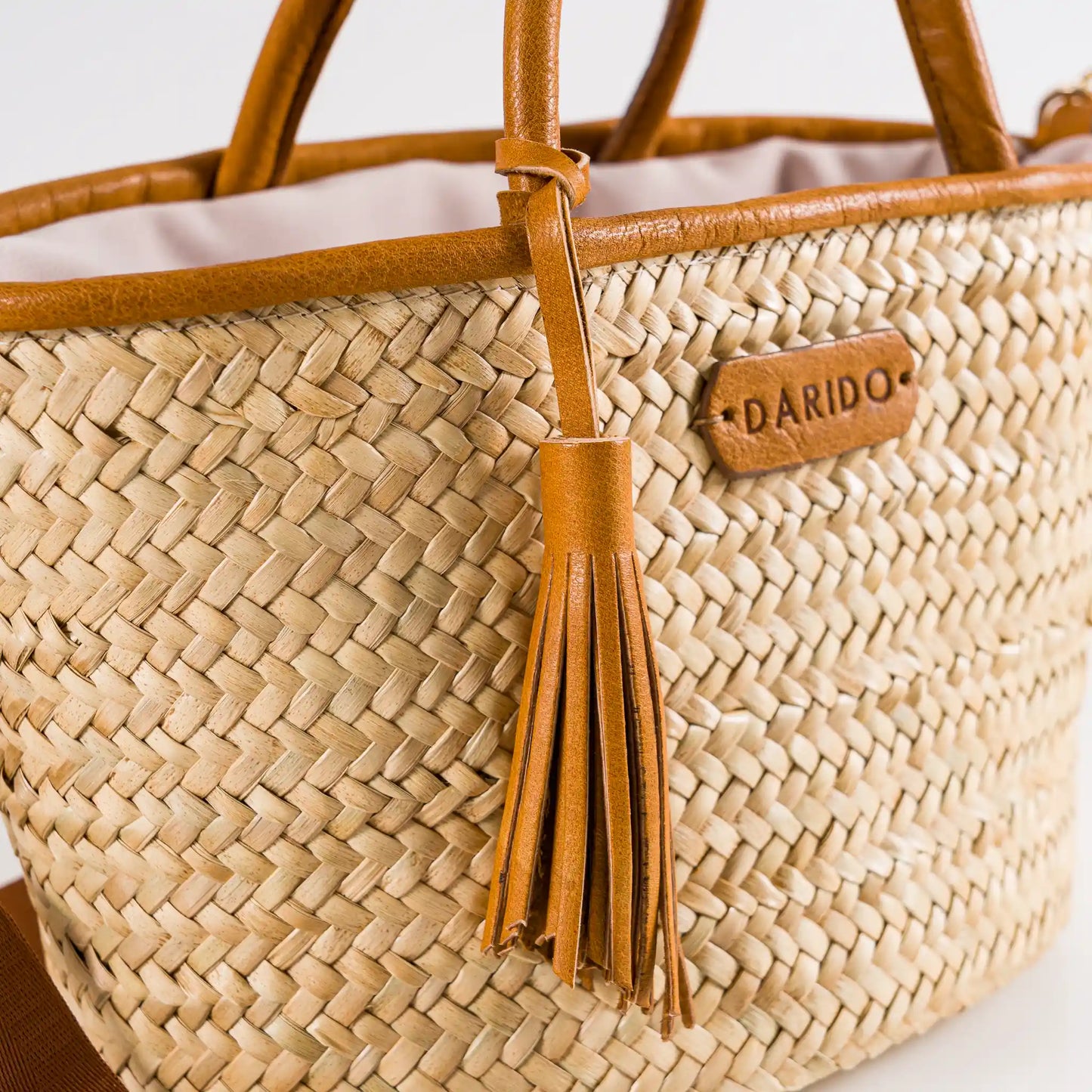 Oasis – Handgefertigte Tasche aus Pflanzenfaser und Leder