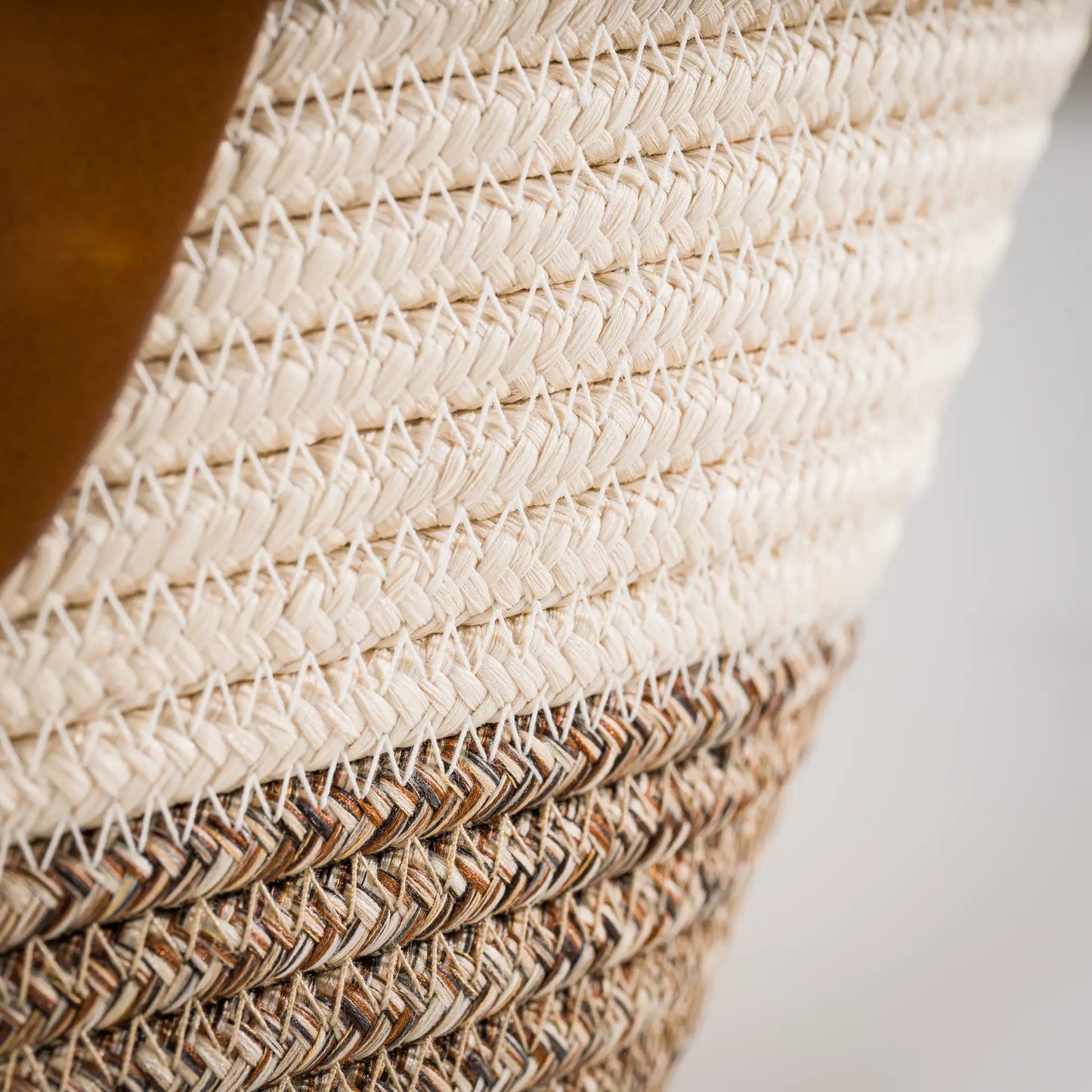 Solfil – Handgefertigte Flechttasche mit Lederdetails