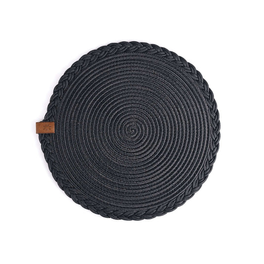 DARIDO Black Placemats- 32cm- Round, Durable & Elegant Table Decor