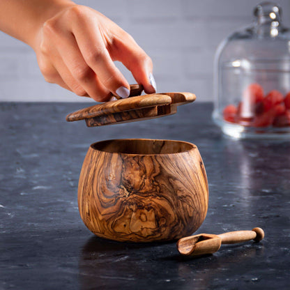 DARIDO Handmade Olive Wood Spice Jar: Elegantly Crafted with Lid & Scoop - Timelessly Durable