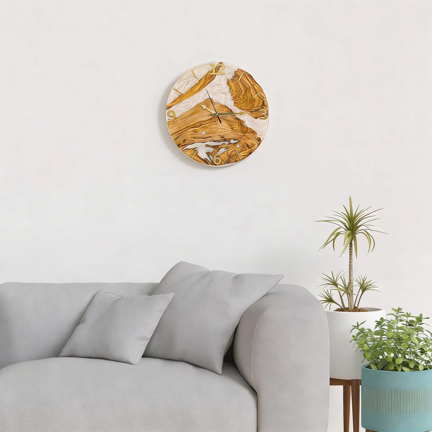 Handgefertigte Wanduhr aus Olivenholz & Epoxidharz – 34 cm – Detailansicht 7