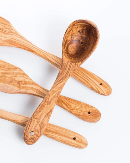 Handgefertigte Schöpfkelle aus Olivenholz – 25 cm – Detailansicht 3